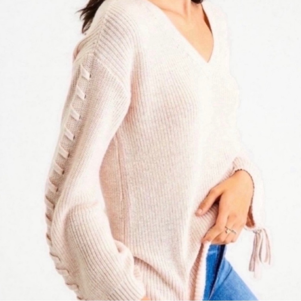 Cream American Eagle Sweater
